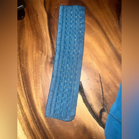 Faja tributo neuf !!! Semi custom ! Taille small / medium - Picture 5 of 5